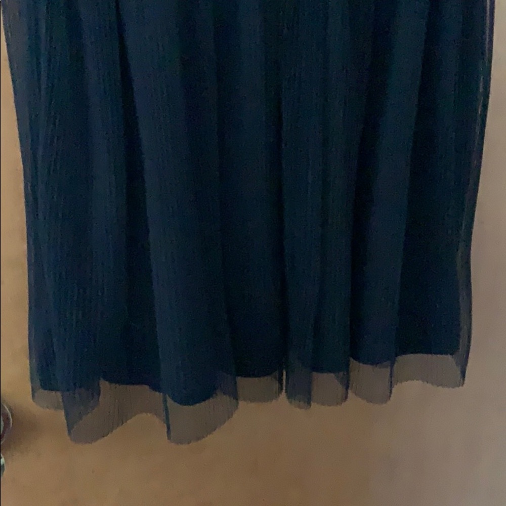 Dress. - Picture 3 of 6
